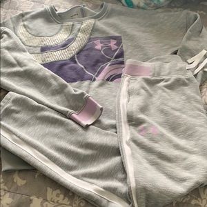 Underarmour matching outfit.